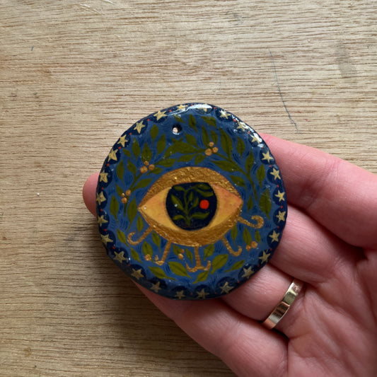 Eye